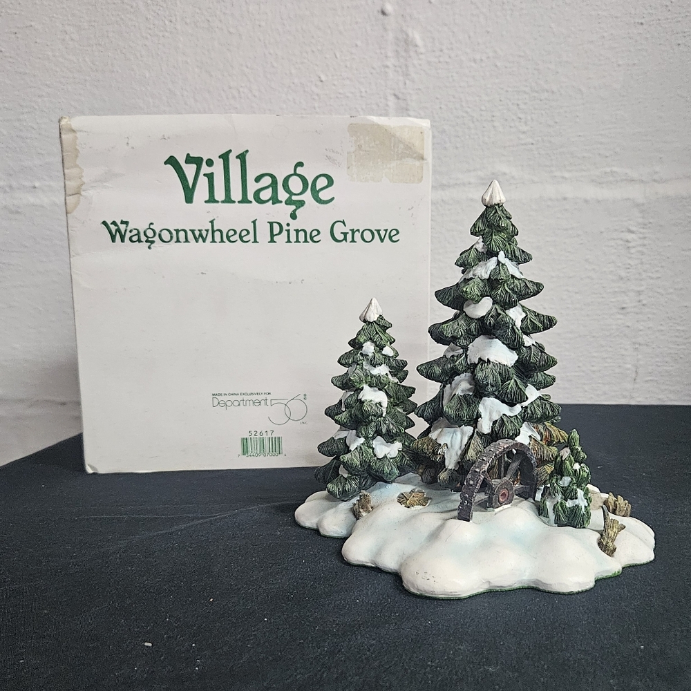 Department 56 Village Wagonwheel Pine Grove Decor - #52617